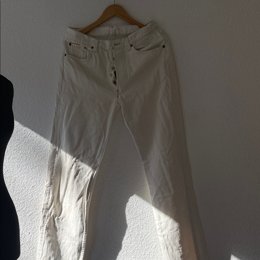 Levi's Women's Off-White Straight Leg Jeans